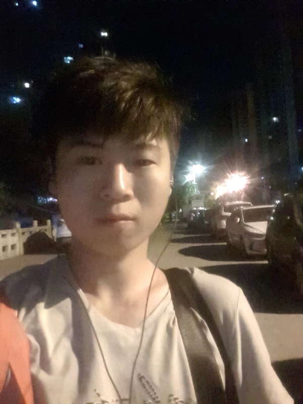 流星的瞬间的第一张照片--顺昌婚介网