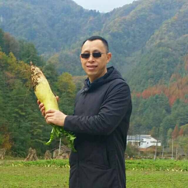 墨迹男的第一张照片--顺昌婚介网