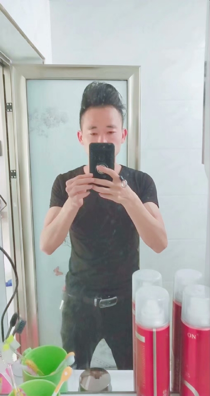 邱利平的第一张照片--顺昌婚介网