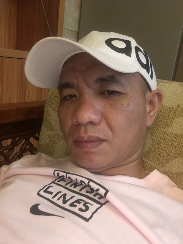 坚持到底的第一张照片--顺昌婚介网
