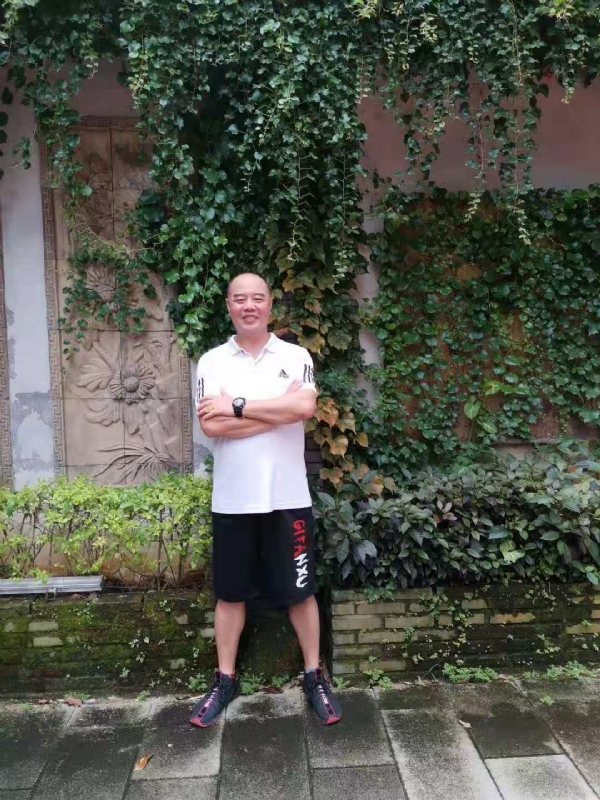 李国伟的第五张照片--顺昌婚介网