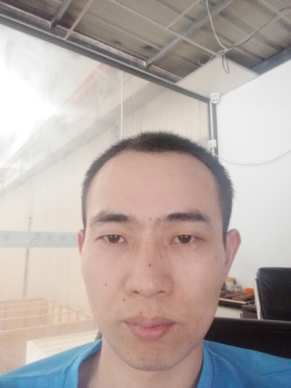 合十的第一张照片--顺昌婚介网