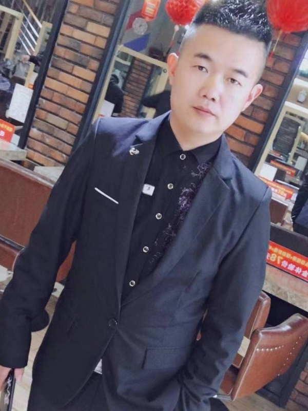 相伴到老的第一张照片--顺昌婚介网