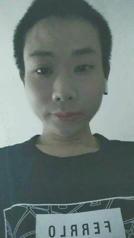水中月的第一张照片--顺昌婚介网