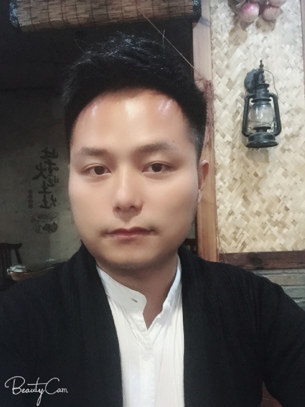 亦初的第一张照片--顺昌婚介网