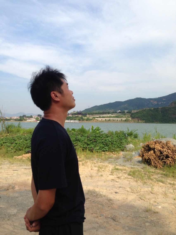 雾里看花的第一张照片--顺昌婚介网