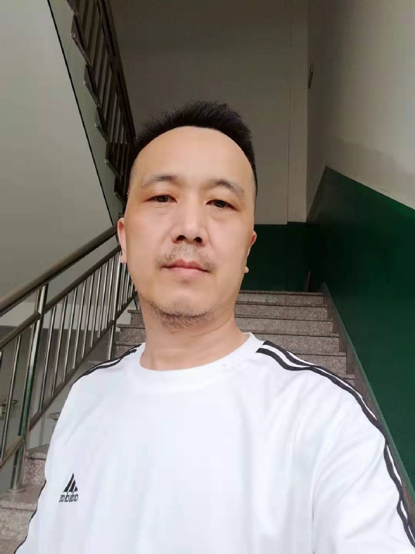 假如风有颜色的第一张照片--顺昌婚介网