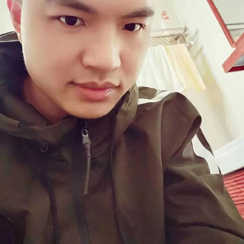 高大上的宅男的第二张照片--顺昌婚介网