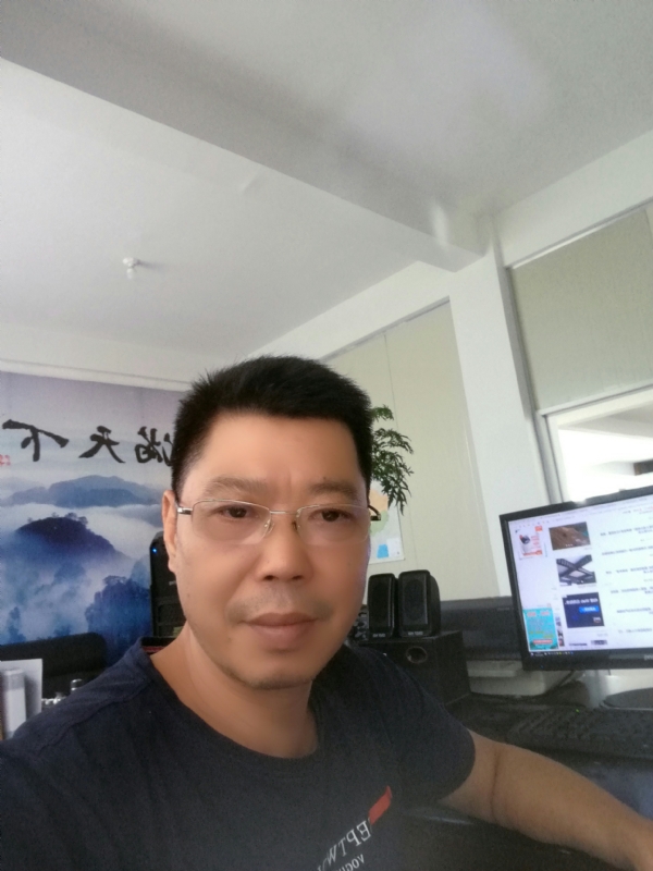 心平气和的第一张照片--顺昌婚介网