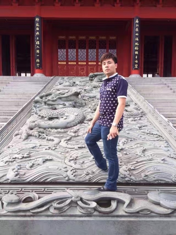 御龙氏的第一张照片--顺昌婚介网