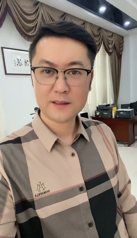 勤勉的第一张照片--顺昌婚介网
